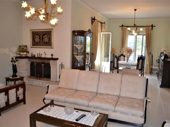 3-bedroom Detached House In Corfu, Greece (260 M²)