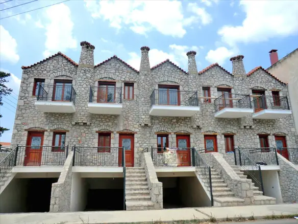 3-bedroom Maisonette In North Kinouria, Greece (115 M²)