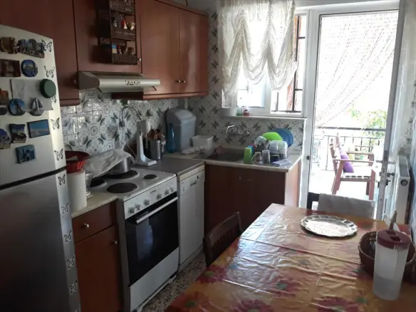 Building In Iraklio, Greece (170 M²)