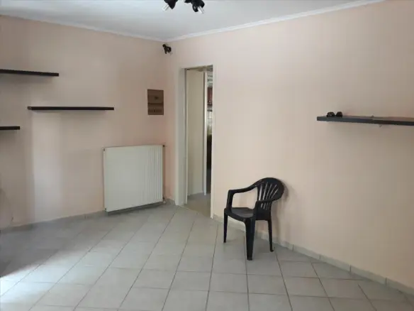 Building In Iraklio, Greece (170 M²)