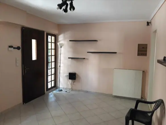 Building In Iraklio, Greece (170 M²)