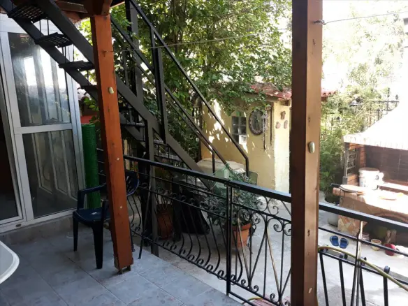 Building In Iraklio, Greece (170 M²)