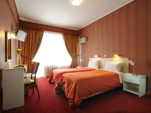 Hotel In Nea Artaki, Greece (2.762 M²)
