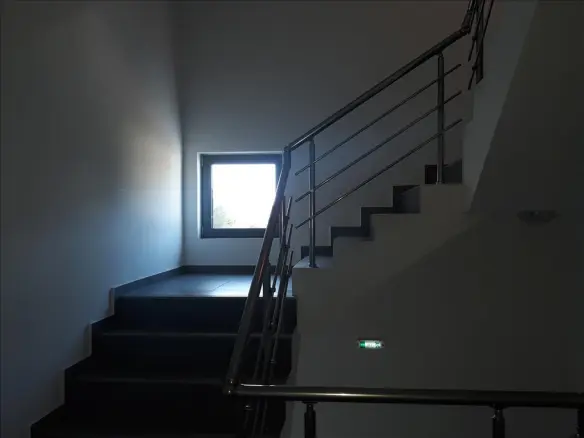 Building In Marousi, Greece (737 M²)