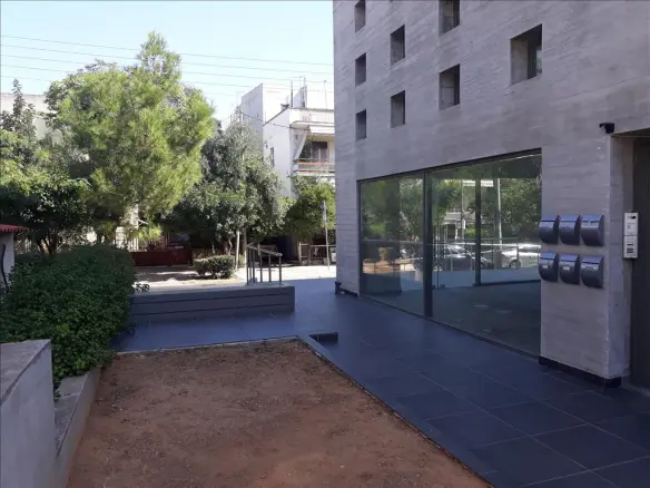 Building In Marousi, Greece (737 M²)