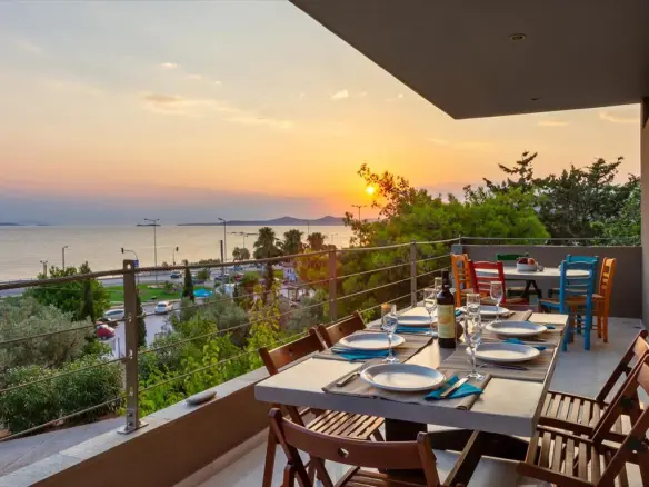 3-bedroom Villa In Kalivia Thorikou, Greece (160 M²)