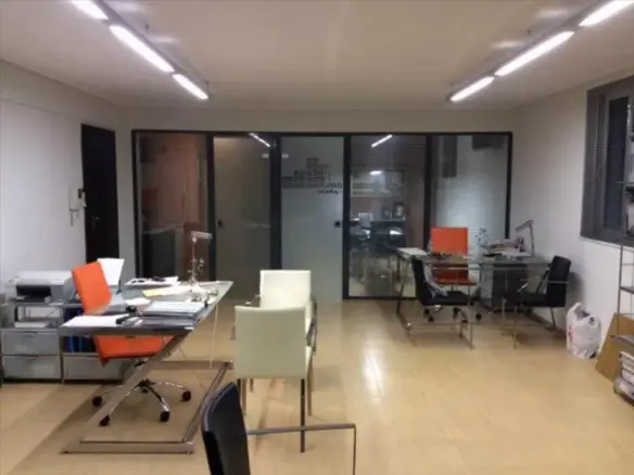 Commercial Property In Chalandri, Greece (80 M²)