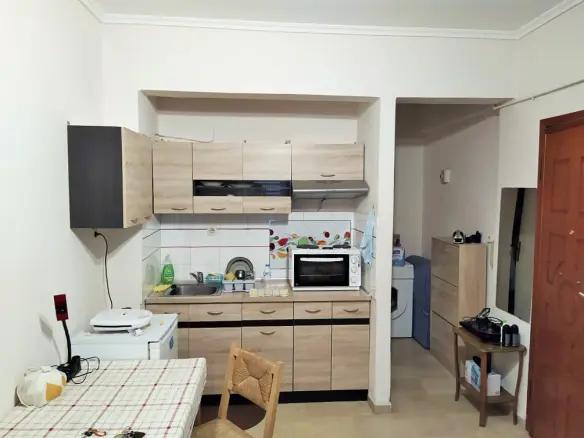 2-bedroom Flat In Kalamaria, Greece (150 M²)