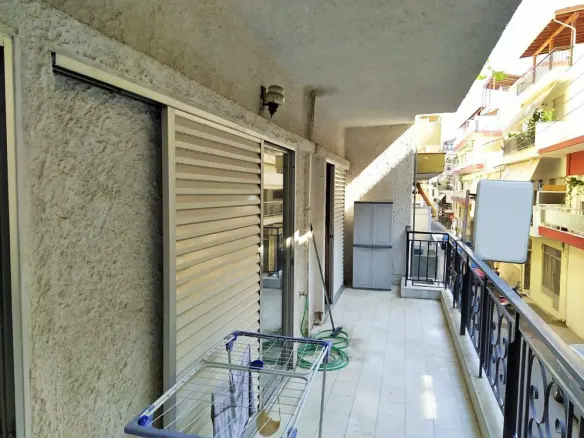 2-bedroom Flat In Kalamaria, Greece (150 M²)