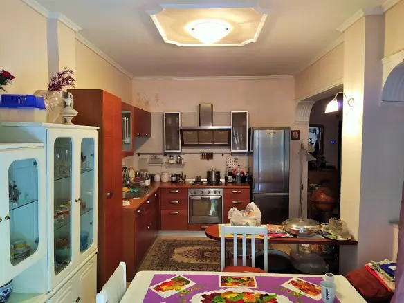 2-bedroom Flat In Kalamaria, Greece (150 M²)