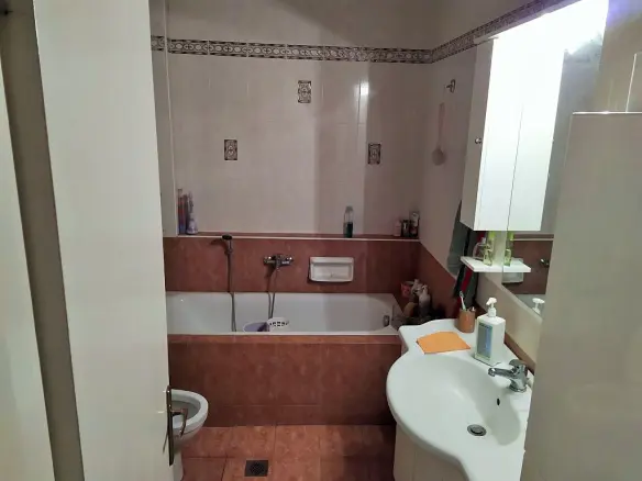 2-bedroom Flat In Kalamaria, Greece (150 M²)