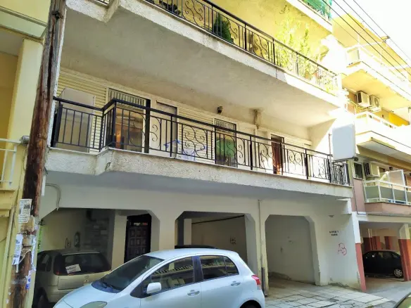 2-bedroom Flat In Kalamaria, Greece (150 M²)