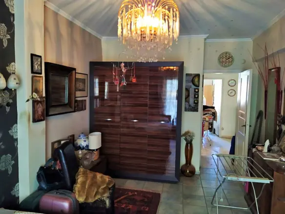 2-bedroom Flat In Kalamaria, Greece (150 M²)