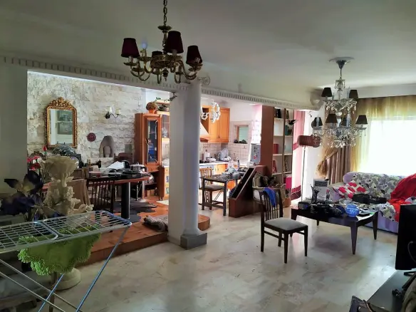 2-bedroom Flat In Kalamaria, Greece (150 M²)