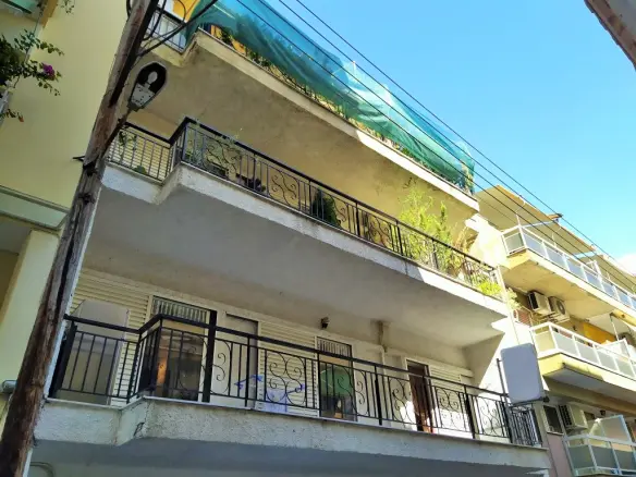 2-bedroom Flat In Kalamaria, Greece (150 M²)