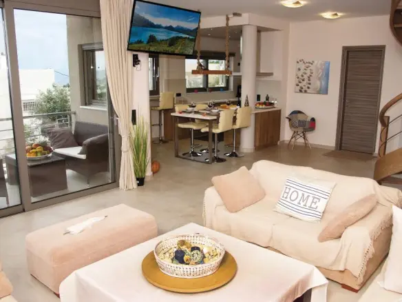5-bedroom Detached House In Kalivia Thorikou, Greece (275 M²)