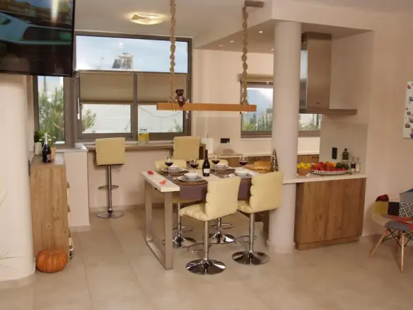 5-bedroom Detached House In Kalivia Thorikou, Greece (275 M²)