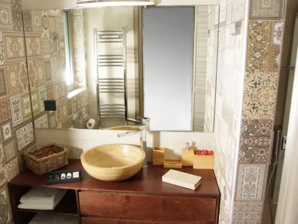 5-bedroom Detached House In Kalivia Thorikou, Greece (275 M²)