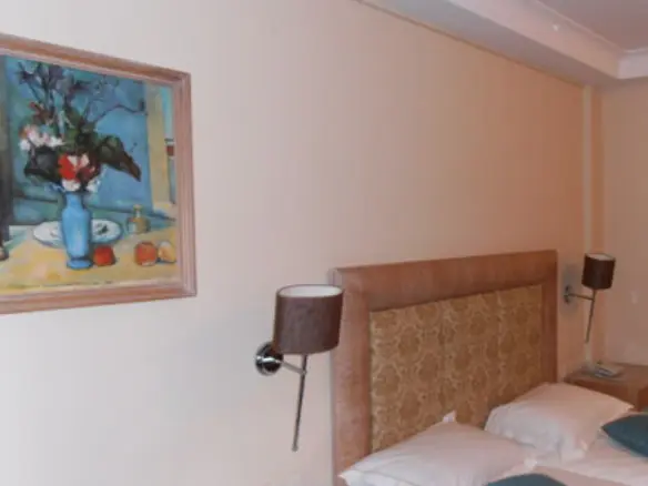 Hotel In Greece (2.800 M²)