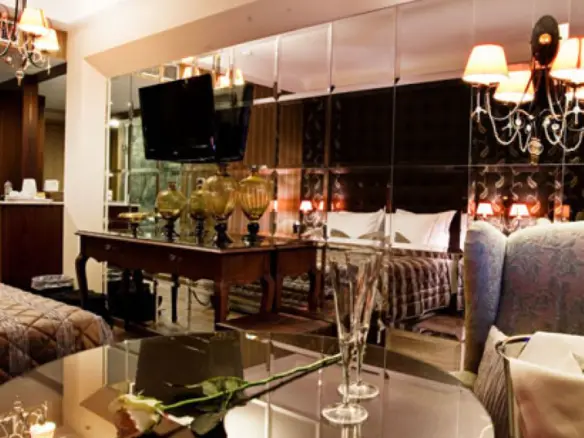 Hotel In Greece (2.800 M²)