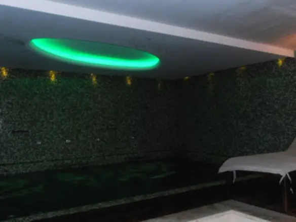 Hotel In Greece (2.800 M²)