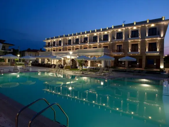 Hotel In Greece (2.800 M²)