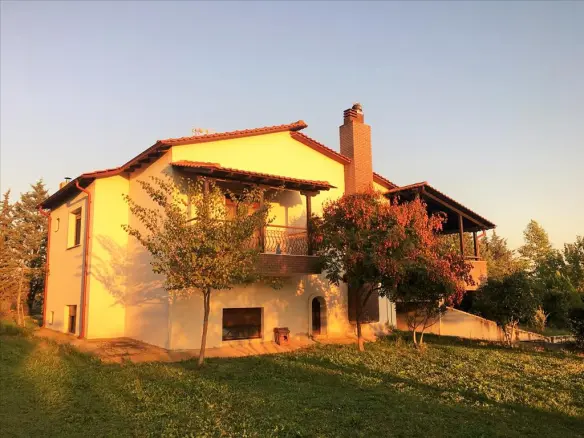 5-bedroom Detached House In Lagkadas, Greece (280 M²)