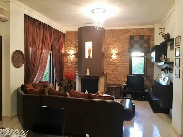 5-bedroom Detached House In Lagkadas, Greece (280 M²)