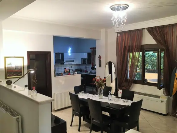 5-bedroom Detached House In Lagkadas, Greece (280 M²)