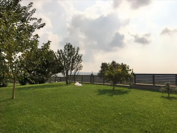 6-bedroom Villa In Epanomi, Greece (500 M²)