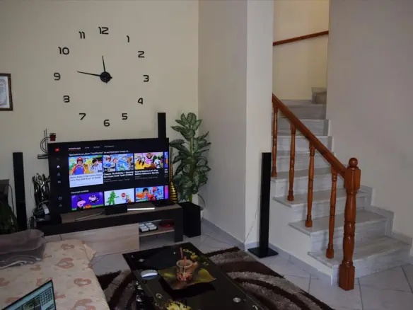 3-bedroom Detached House In Mikra, Greece (170 M²)