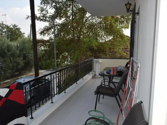 3-bedroom Detached House In Mikra, Greece (170 M²)