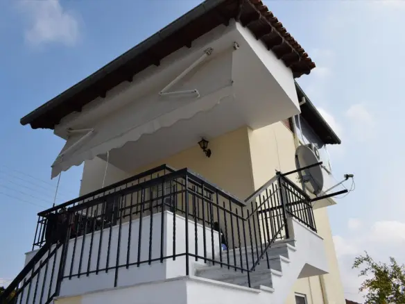 3-bedroom Detached House In Mikra, Greece (170 M²)