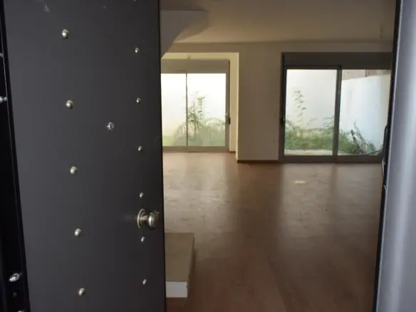 3-bedroom Maisonette In Mikra, Greece (200 M²)