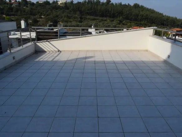 3-bedroom Maisonette In Mikra, Greece (200 M²)