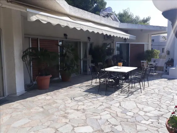 2-bedroom Flat In Kifissia, Greece (120 M²)