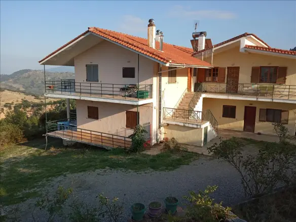 Business In Molos, Greece (350 M²)