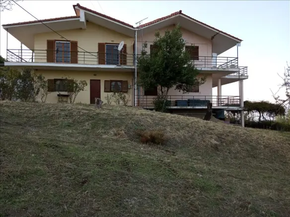 Business In Molos, Greece (350 M²)