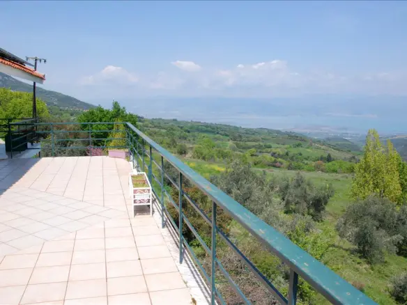 Business In Molos, Greece (350 M²)