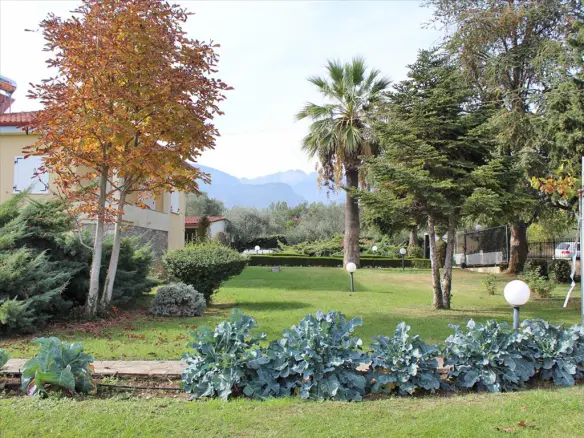 6-bedroom Villa In Litochoro, Greece (220 M²)