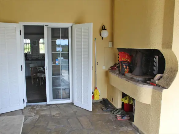 6-bedroom Villa In Litochoro, Greece (220 M²)