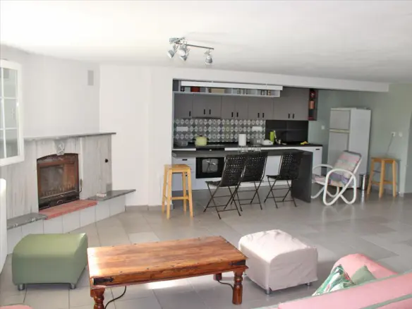 6-bedroom Villa In Litochoro, Greece (220 M²)