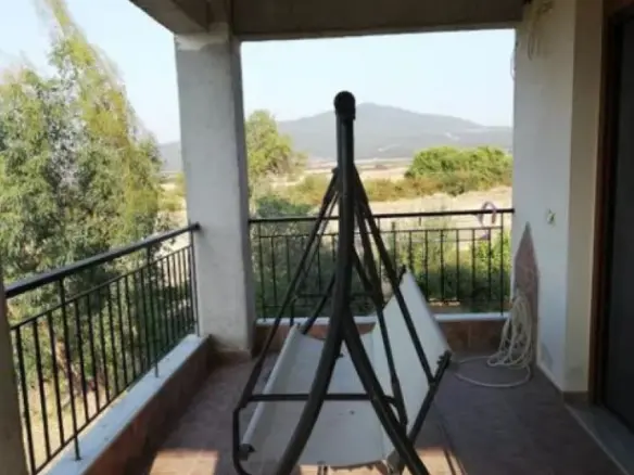 4-bedroom Detached House In Apollonia, Greece (140 M²)