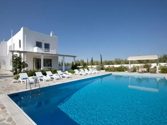 Villa In Loutraki-perachora, Greece (500 M²)