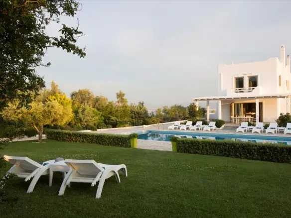 Villa In Loutraki-perachora, Greece (500 M²)