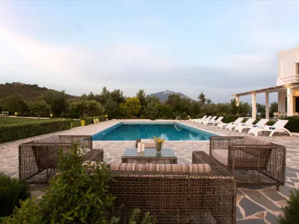 Villa In Loutraki-perachora, Greece (500 M²)