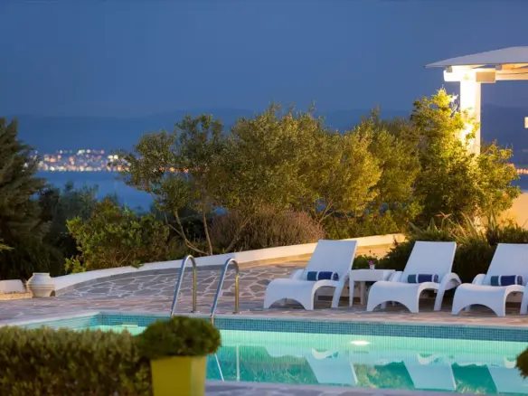Villa In Loutraki-perachora, Greece (500 M²)