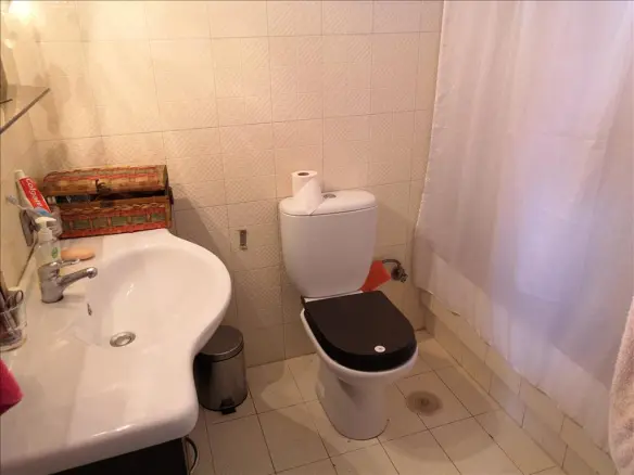 5-bedroom Detached House In Anavissos, Greece (180 M²)