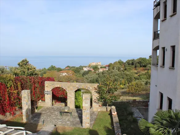 5-bedroom Villa In Easts Olimpos, Greece (500 M²)