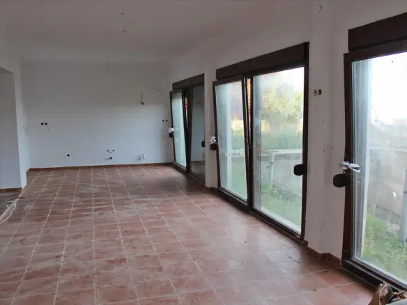 5-bedroom Villa In Easts Olimpos, Greece (500 M²)